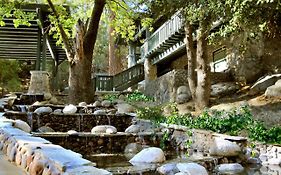 The Grand Idyllwild Lodge